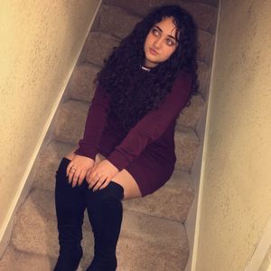 Meet your Posher, Leslie yaneth